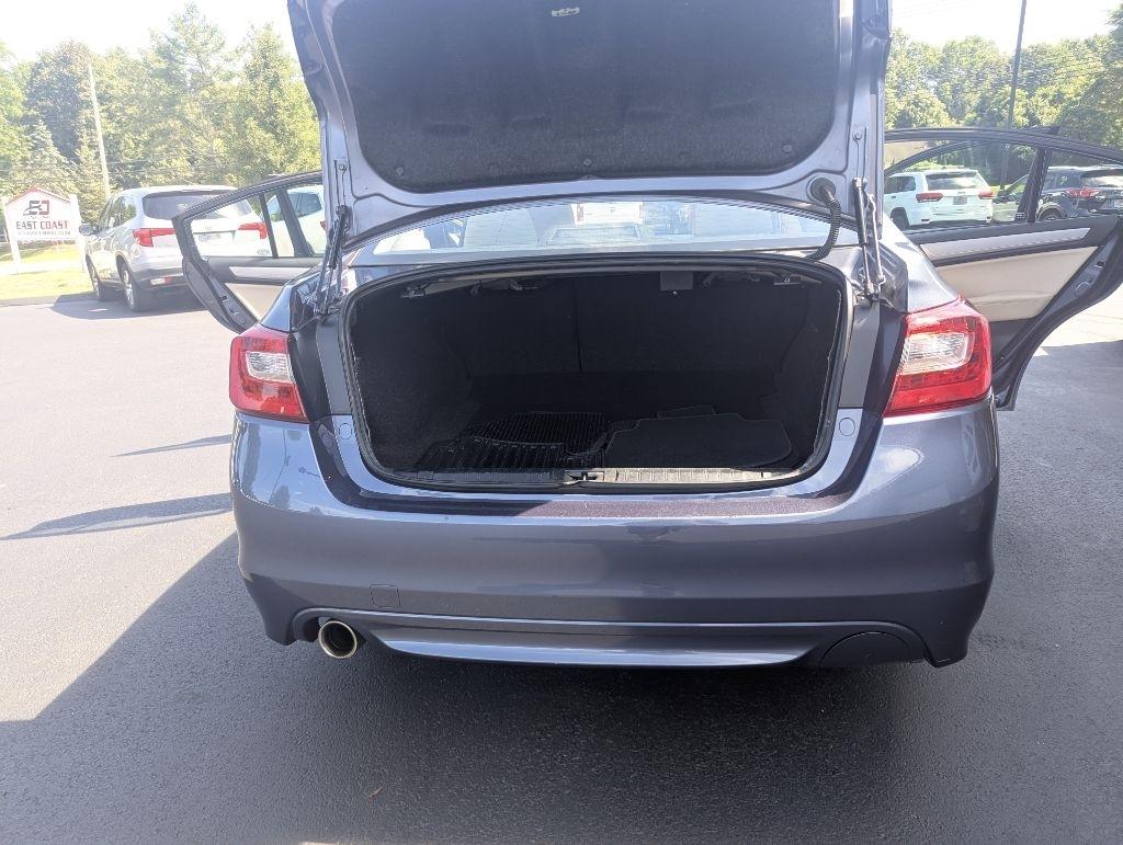 Subaru Legacy 4dr Sdn 2.5i Premium PZEV 2016