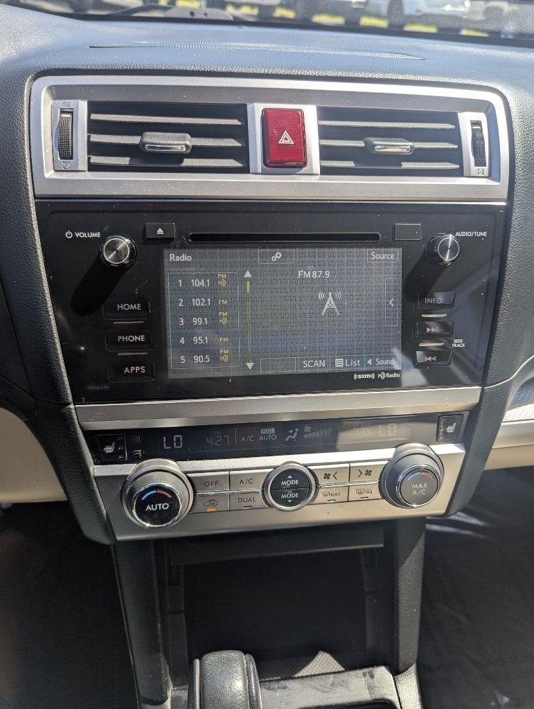 Subaru Legacy 4dr Sdn 2.5i Premium PZEV 2016