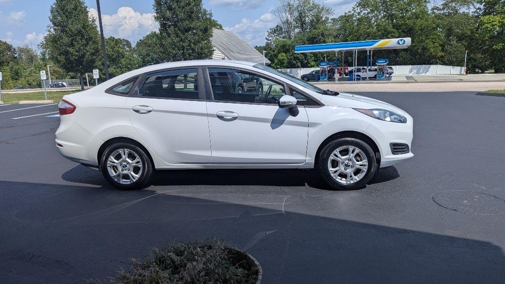 Ford Fiesta 4dr Sdn SE 2014