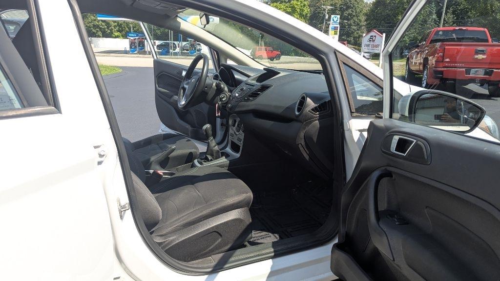 Ford Fiesta 4dr Sdn SE 2014