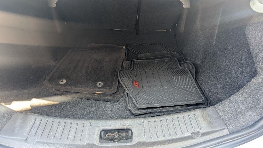 Ford Fiesta 4dr Sdn SE 2014