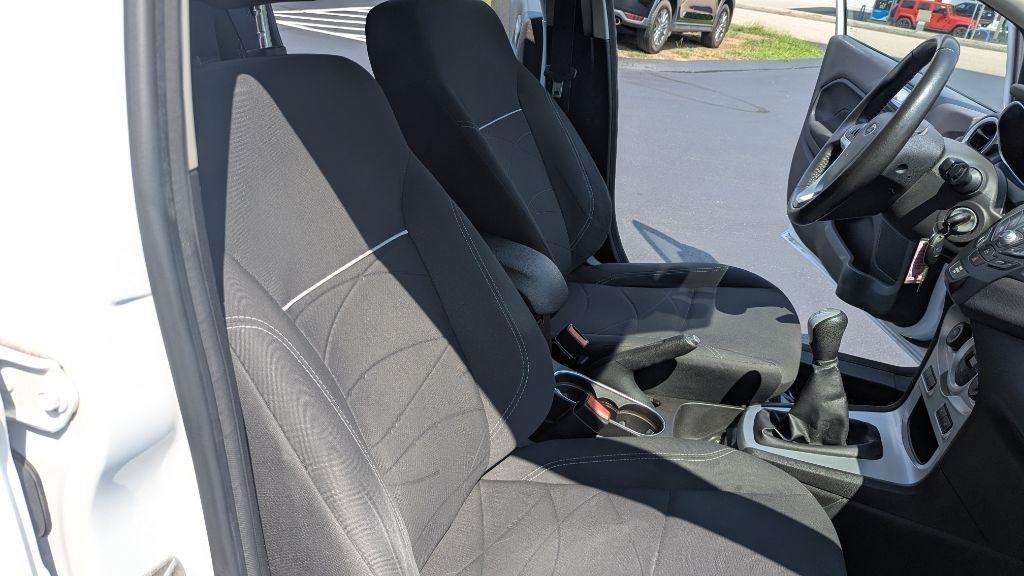 Ford Fiesta 4dr Sdn SE 2014