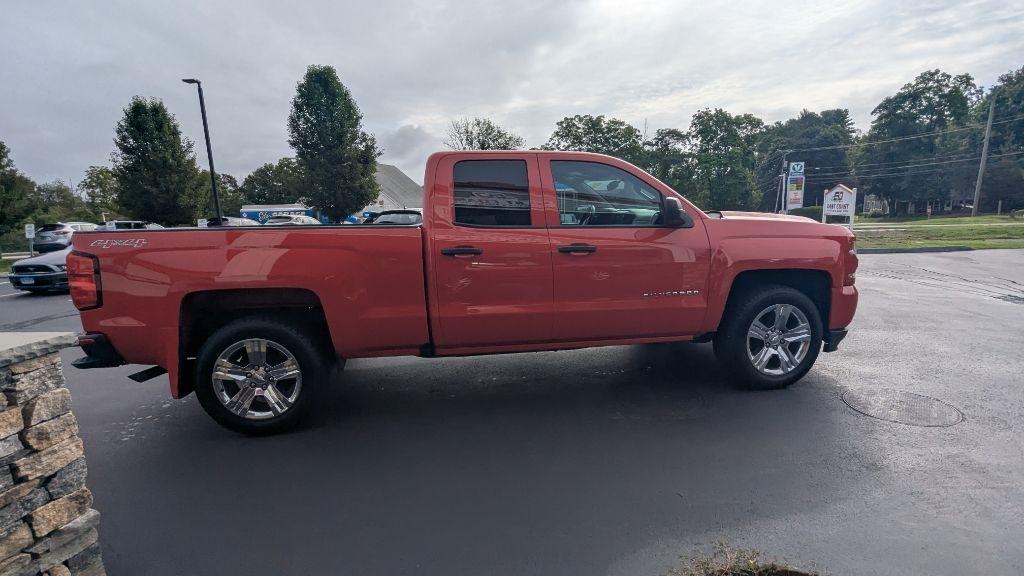 Chevrolet Silverado 1500 4WD Double Cab 143.5" Custom 2017