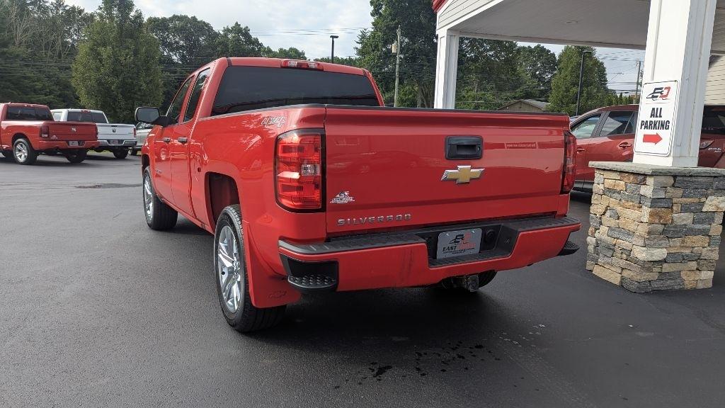 Chevrolet Silverado 1500 4WD Double Cab 143.5" Custom 2017