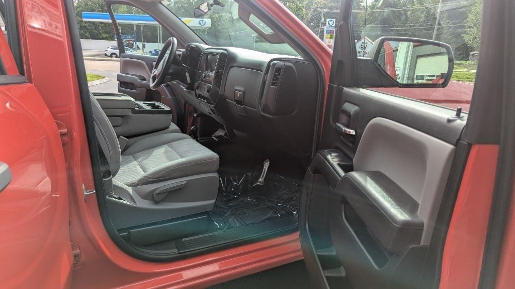 Chevrolet Silverado 1500 4WD Double Cab 143.5" Custom 2017