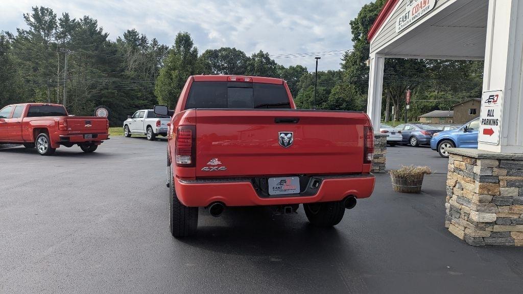 RAM 1500 4WD Quad Cab 140.5" Sport 2013