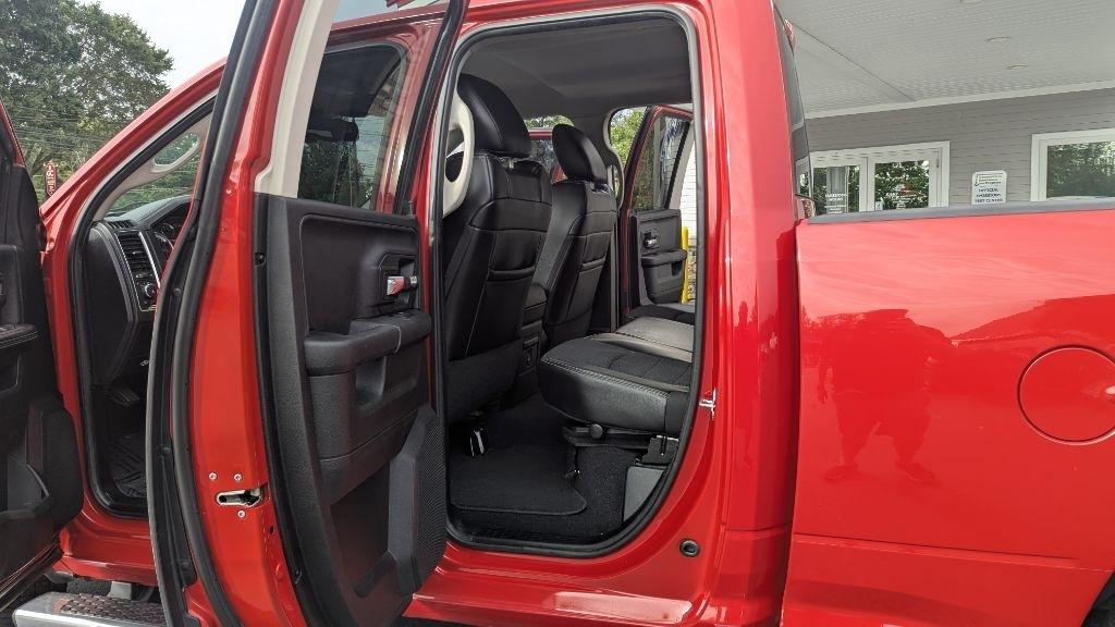 RAM 1500 4WD Quad Cab 140.5" Sport 2013