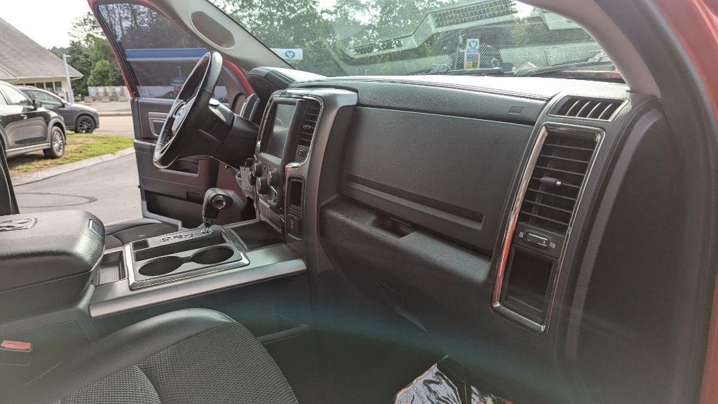 RAM 1500 4WD Quad Cab 140.5" Sport 2013