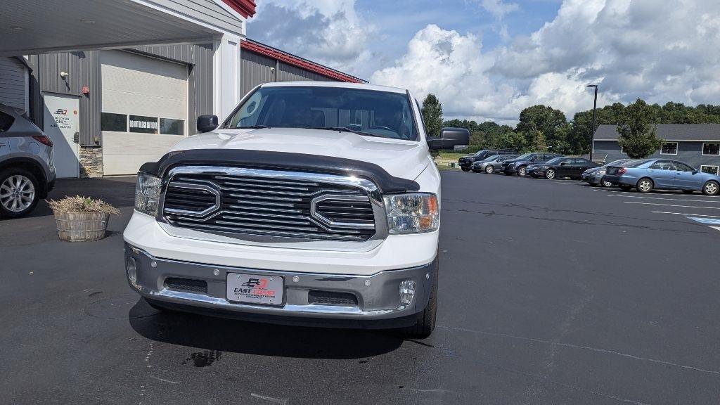 RAM 1500 Big Horn 4x4 Crew Cab 5'7" Box 2017