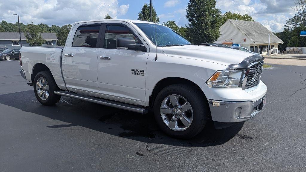 RAM 1500 Big Horn 4x4 Crew Cab 5'7" Box 2017