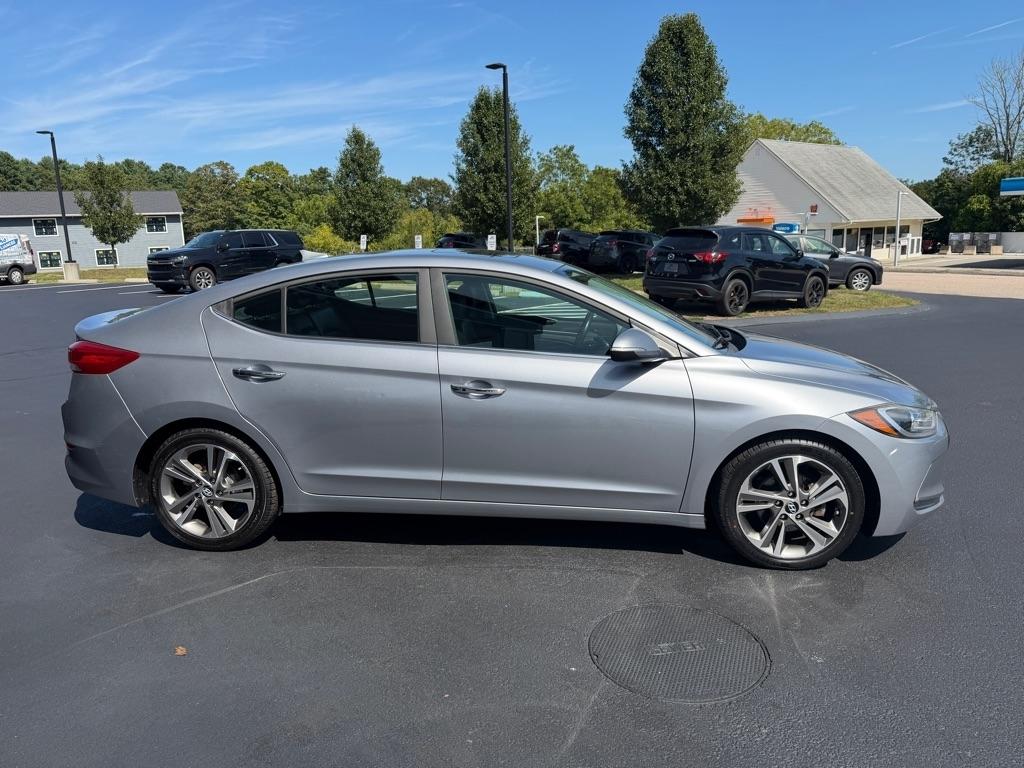 Hyundai Elantra Limited 2.0L Auto PZEV (Alabama) *Ltd Avail* 2017