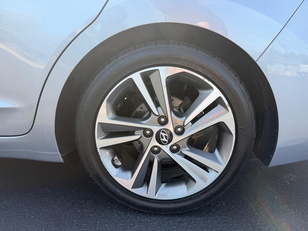 Hyundai Elantra Limited 2.0L Auto PZEV (Alabama) *Ltd Avail* 2017