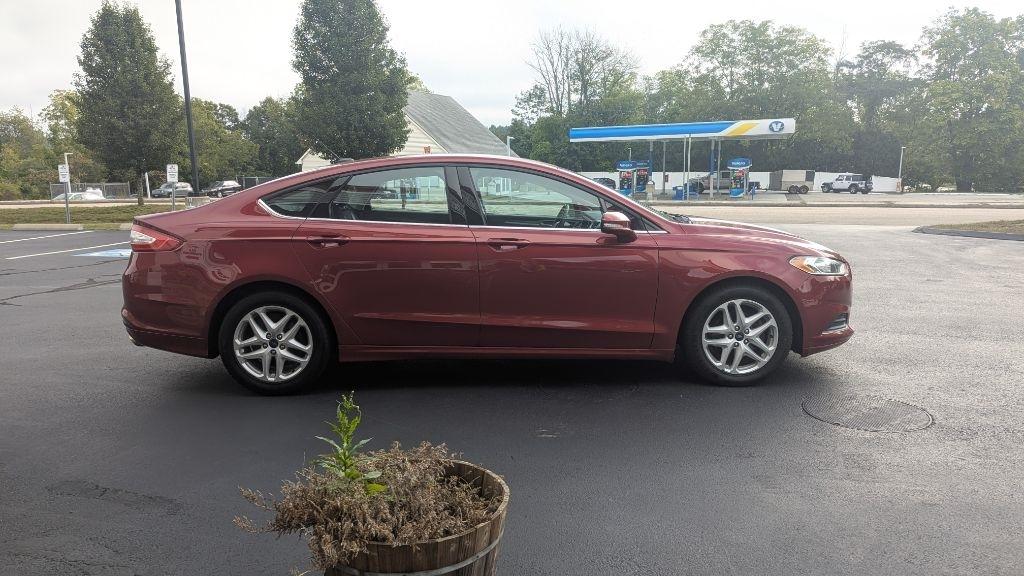 Ford Fusion 4dr Sdn SE FWD 2014