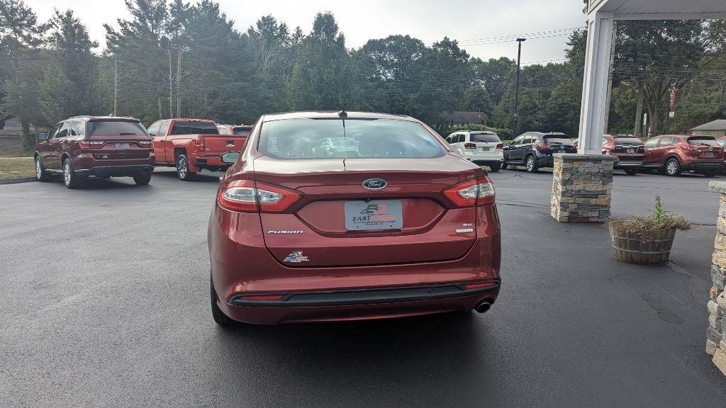 Ford Fusion 4dr Sdn SE FWD 2014