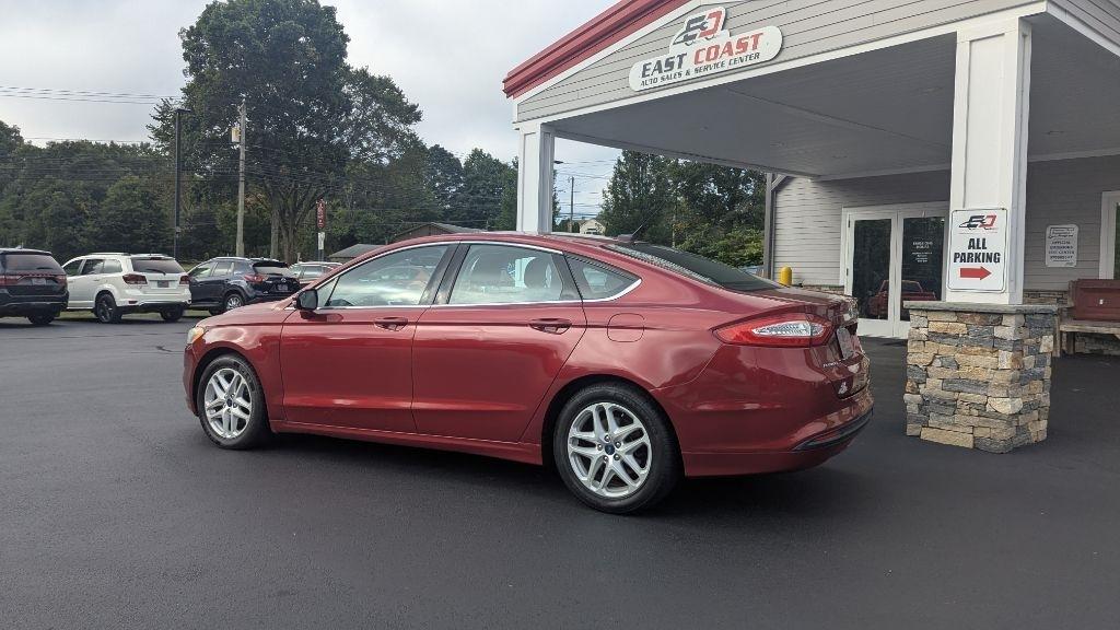 Ford Fusion 4dr Sdn SE FWD 2014