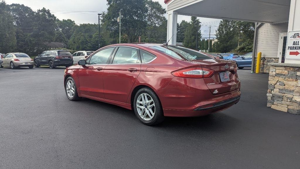 Ford Fusion 4dr Sdn SE FWD 2014