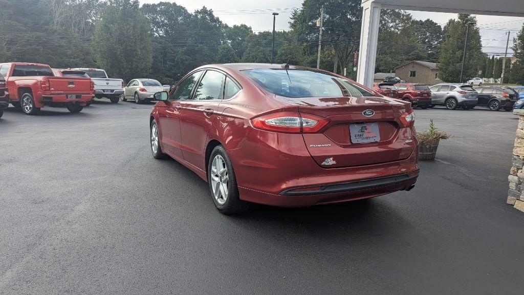 Ford Fusion 4dr Sdn SE FWD 2014