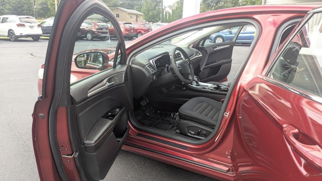 Ford Fusion 4dr Sdn SE FWD 2014