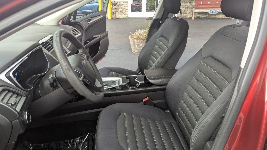 Ford Fusion 4dr Sdn SE FWD 2014