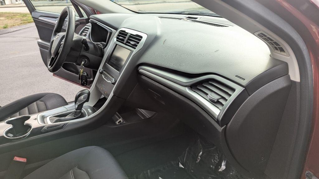 Ford Fusion 4dr Sdn SE FWD 2014