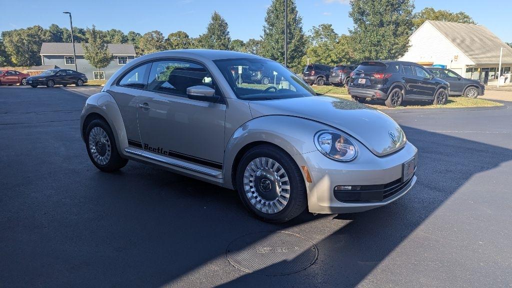 Volkswagen Beetle Coupe 2dr Man 2.5L PZEV 2013