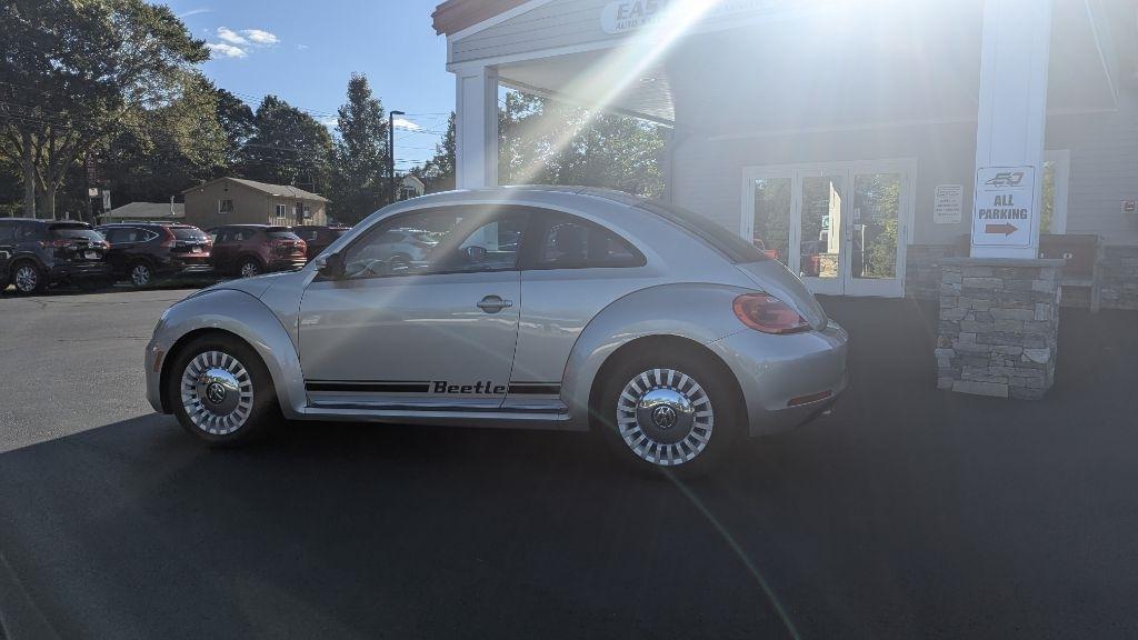 Volkswagen Beetle Coupe 2dr Man 2.5L PZEV 2013