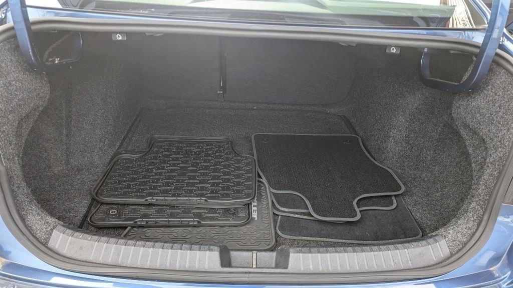 Volkswagen Jetta SEL Premium Auto w/SULEV *Ltd Avail* 2019