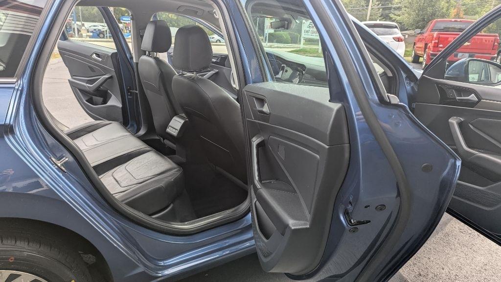 Volkswagen Jetta SEL Premium Auto w/SULEV *Ltd Avail* 2019