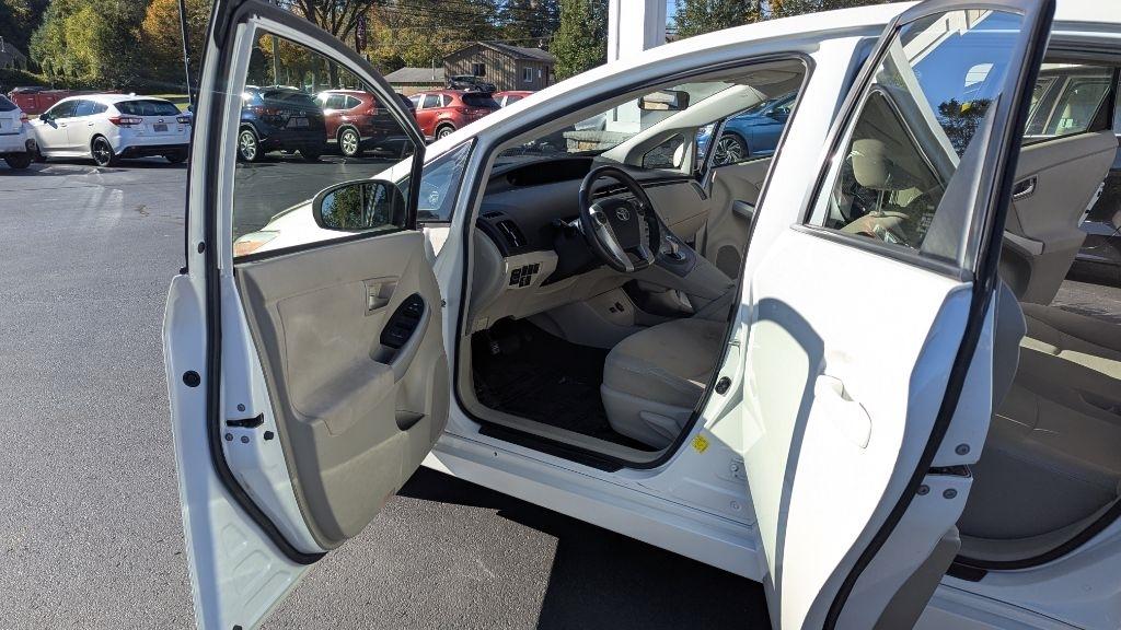 Toyota Prius 5dr HB One (Natl) 2013