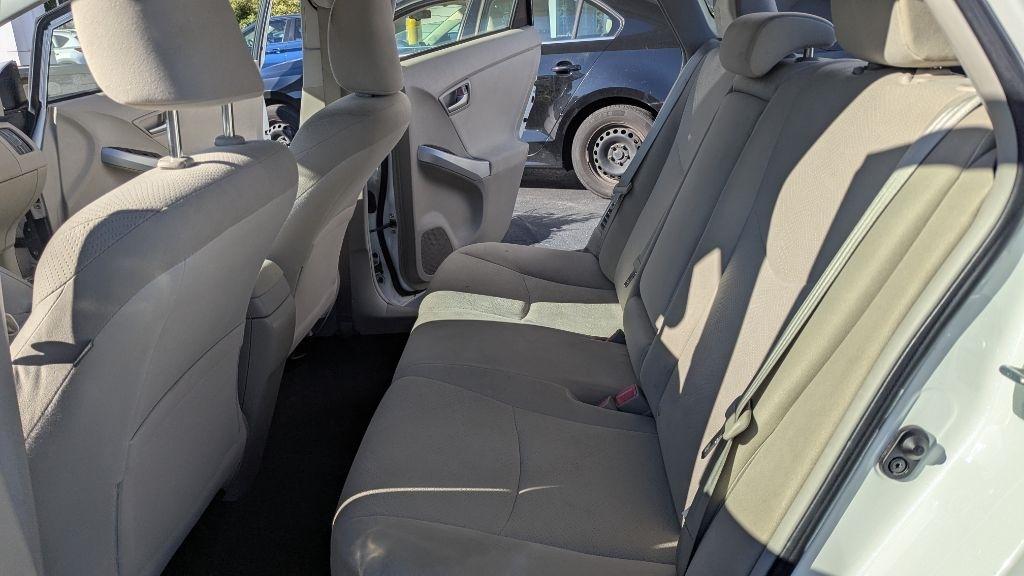 Toyota Prius 5dr HB One (Natl) 2013