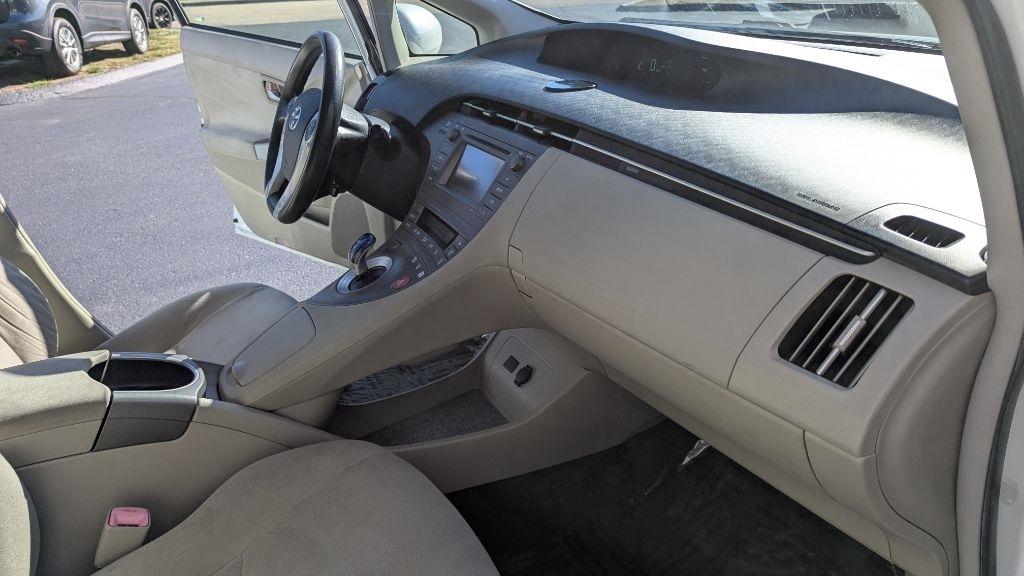 Toyota Prius 5dr HB One (Natl) 2013