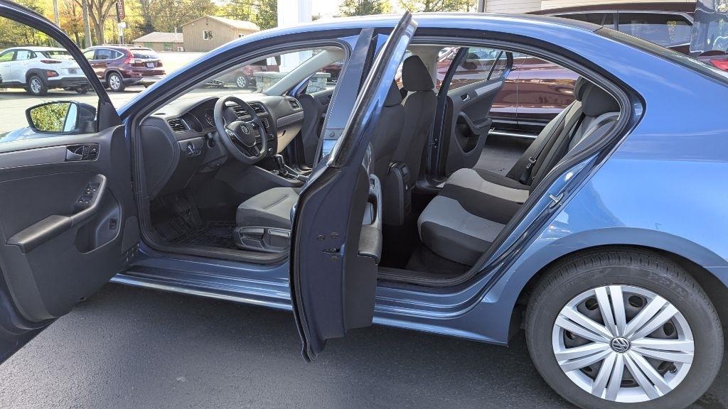 Volkswagen Jetta 1.4T S Auto 2017
