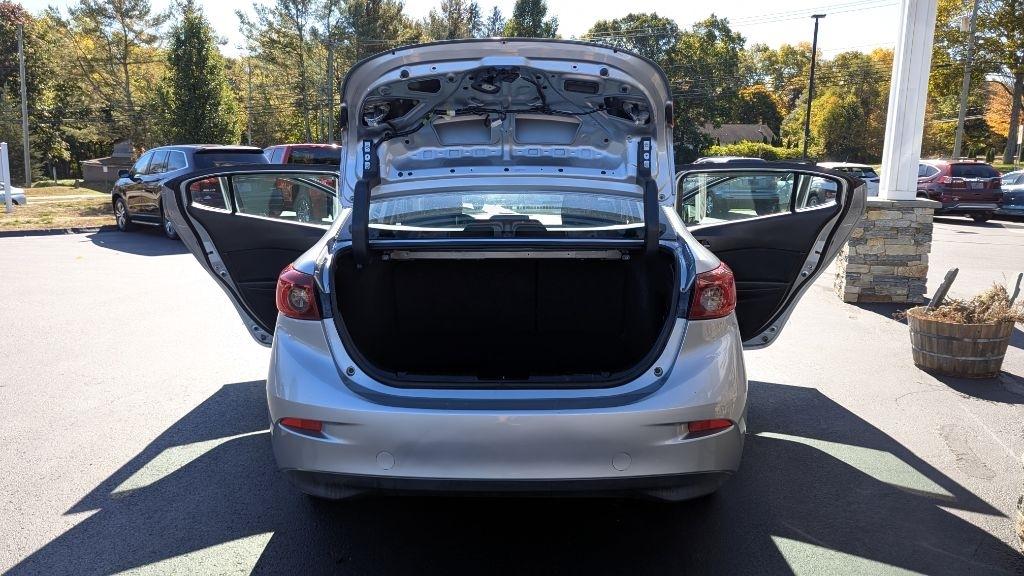Mazda Mazda3 4-Door Sport Auto 2017