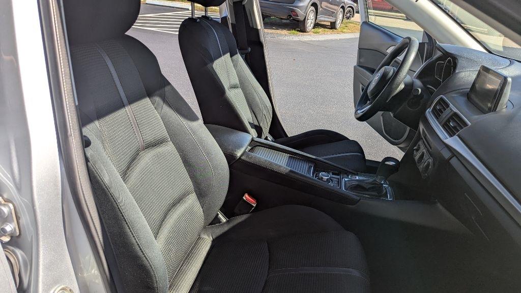 Mazda Mazda3 4-Door Sport Auto 2017