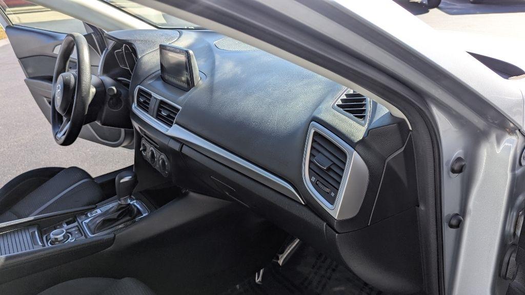 Mazda Mazda3 4-Door Sport Auto 2017