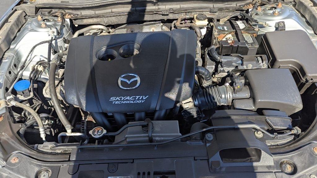 Mazda Mazda3 4-Door Sport Auto 2017