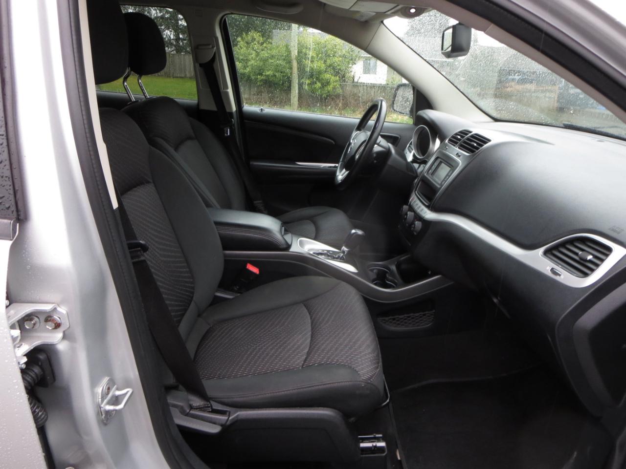 Dodge Journey SXT 2011