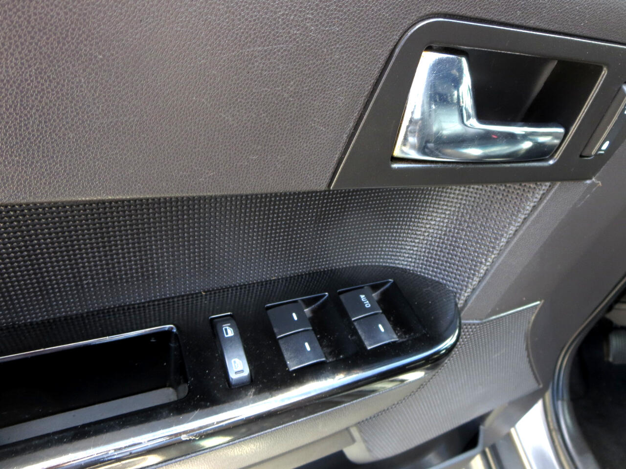 Ford Escape Limited 4WD 2011 Ford Escape Limited 4WD 2011