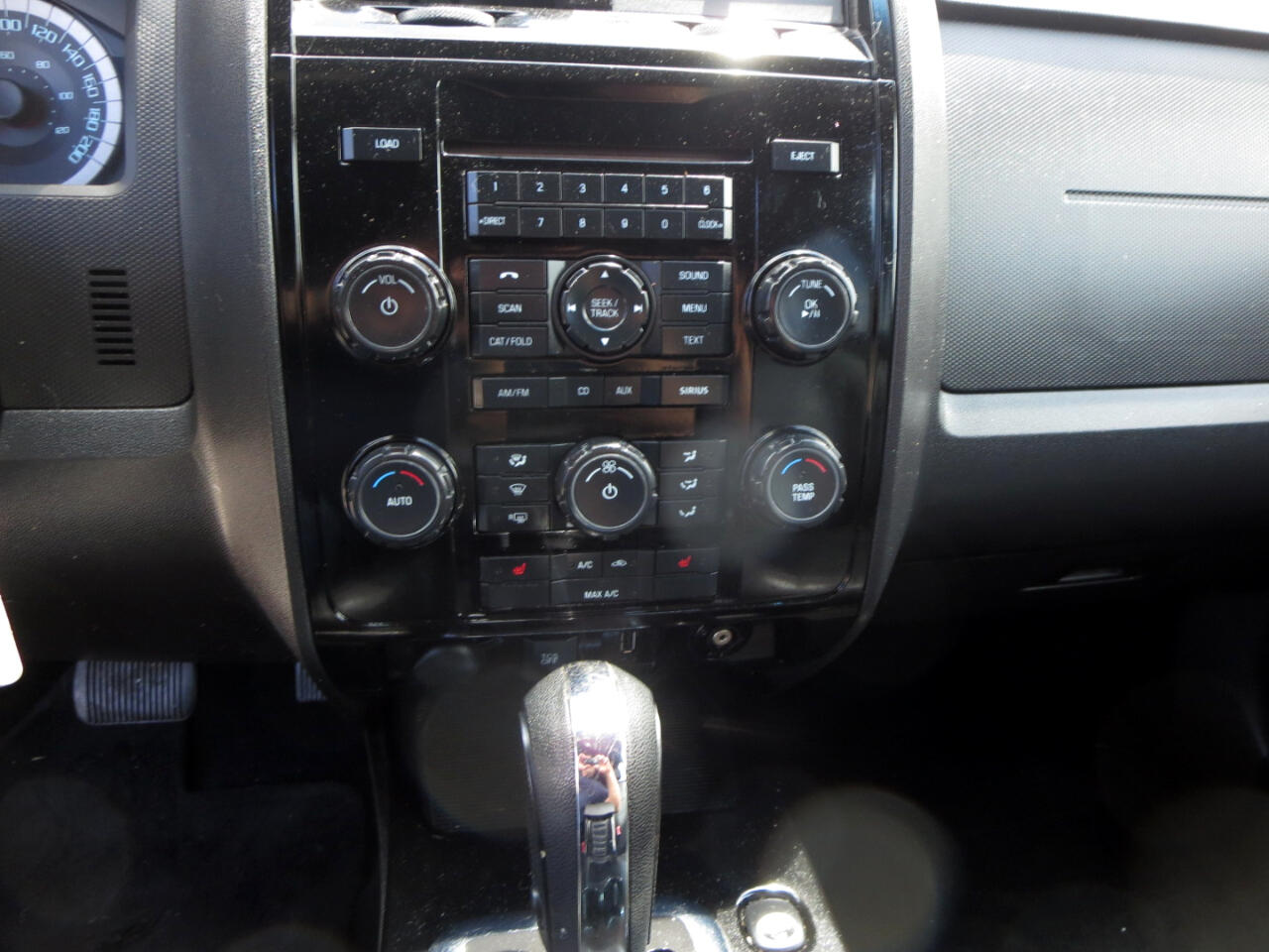 Ford Escape Limited 4WD 2011 Ford Escape Limited 4WD 2011