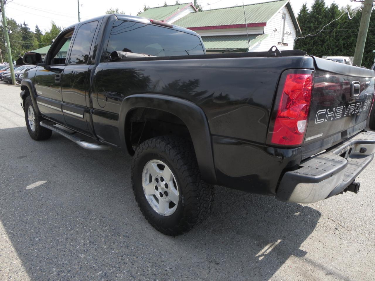 Chevrolet Silverado 1500 Ext. Cab Short Bed 4WD 2005
