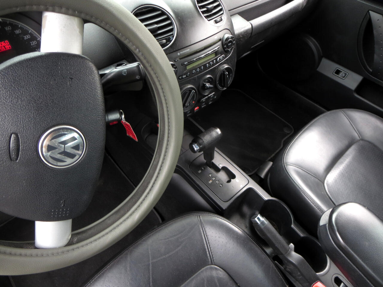 Volkswagen New Beetle S Convertible 2008 Volkswagen New Beetle S Convertible 2008