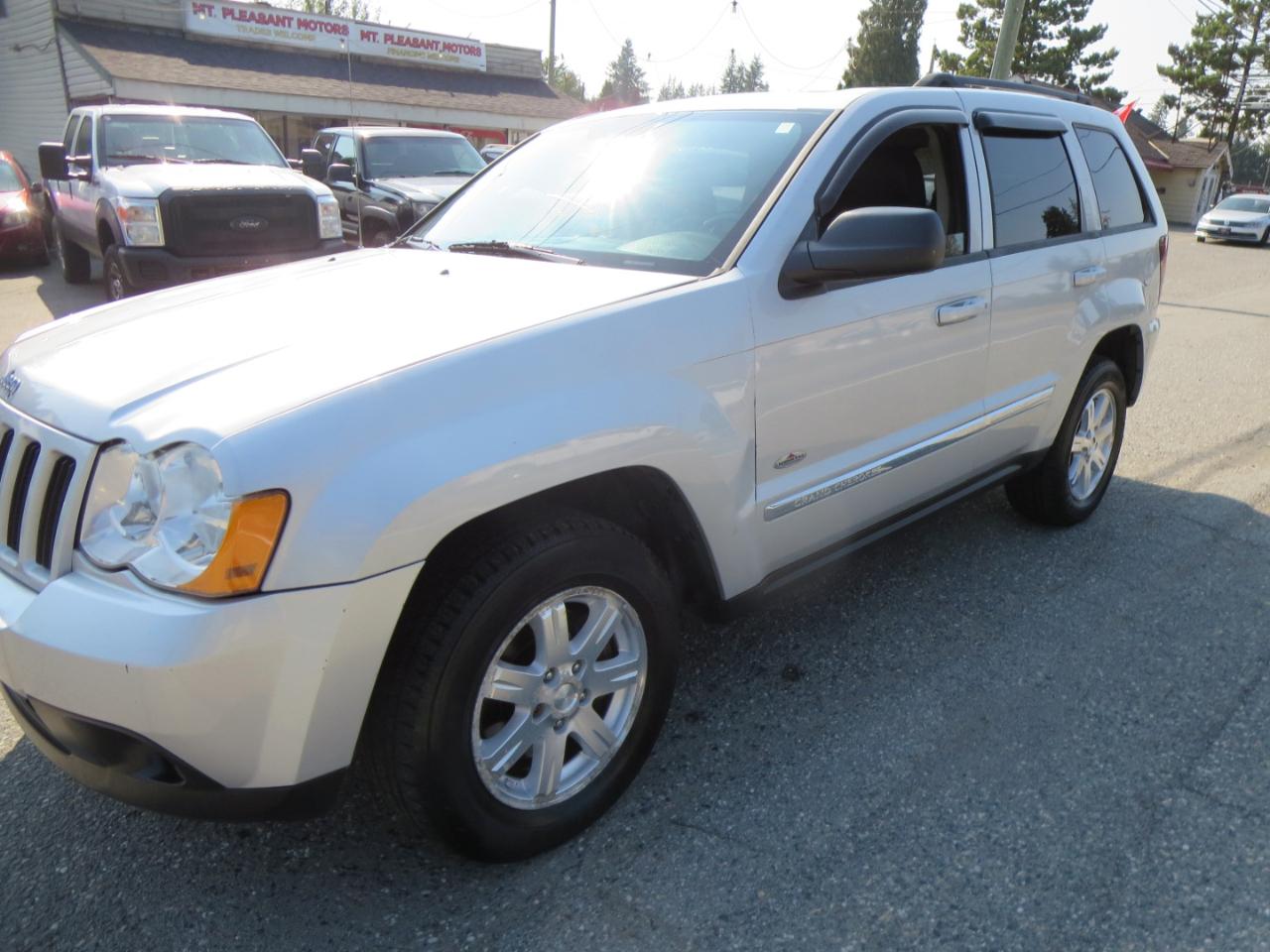 Jeep Grand Cherokee  2010