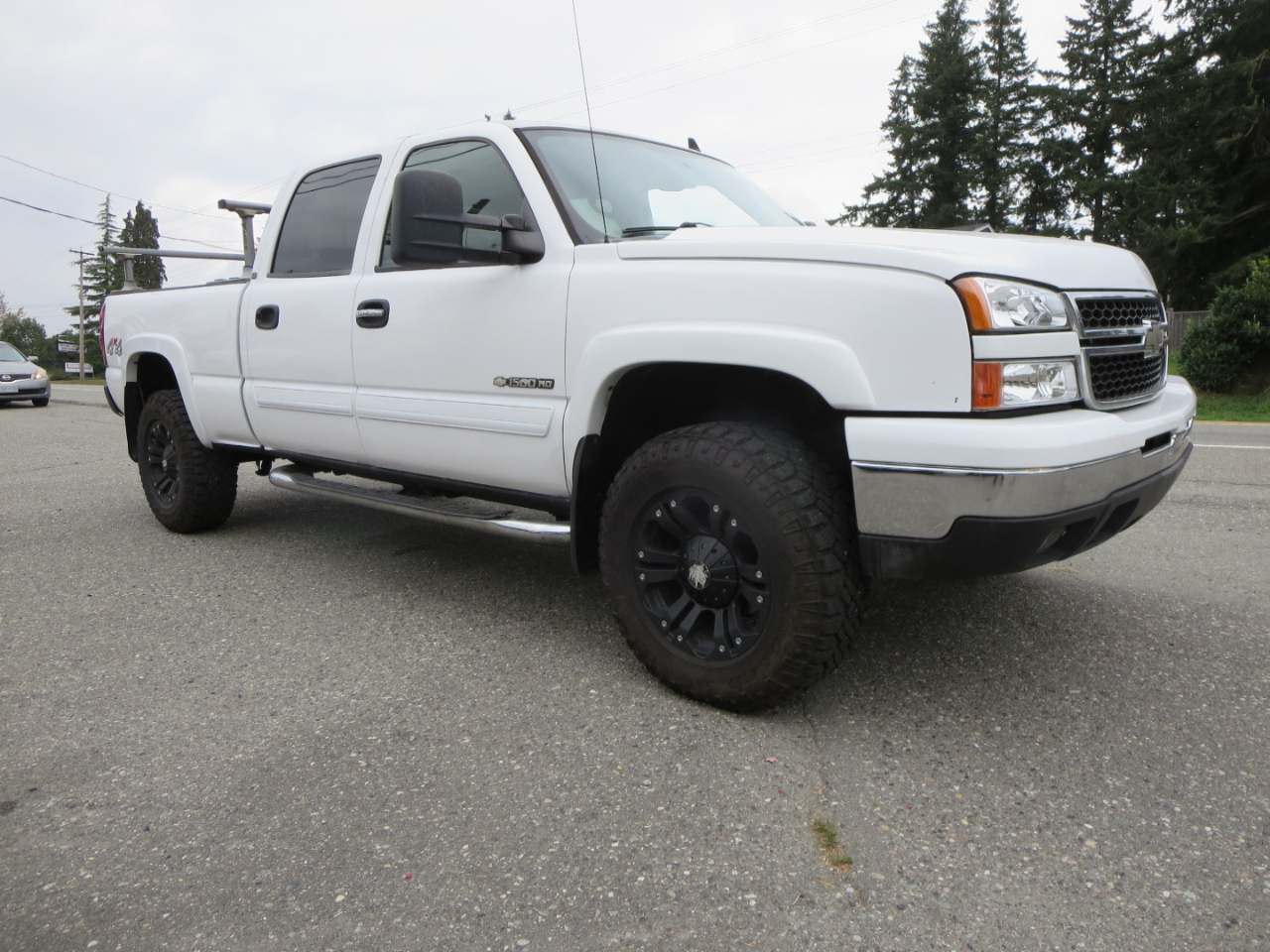 Chevrolet Silverado 1500 HD LT1 Crew Cab 4WD 2006 Chevrolet Silverado 1500 HD LT1 Crew Cab 4WD 2006
