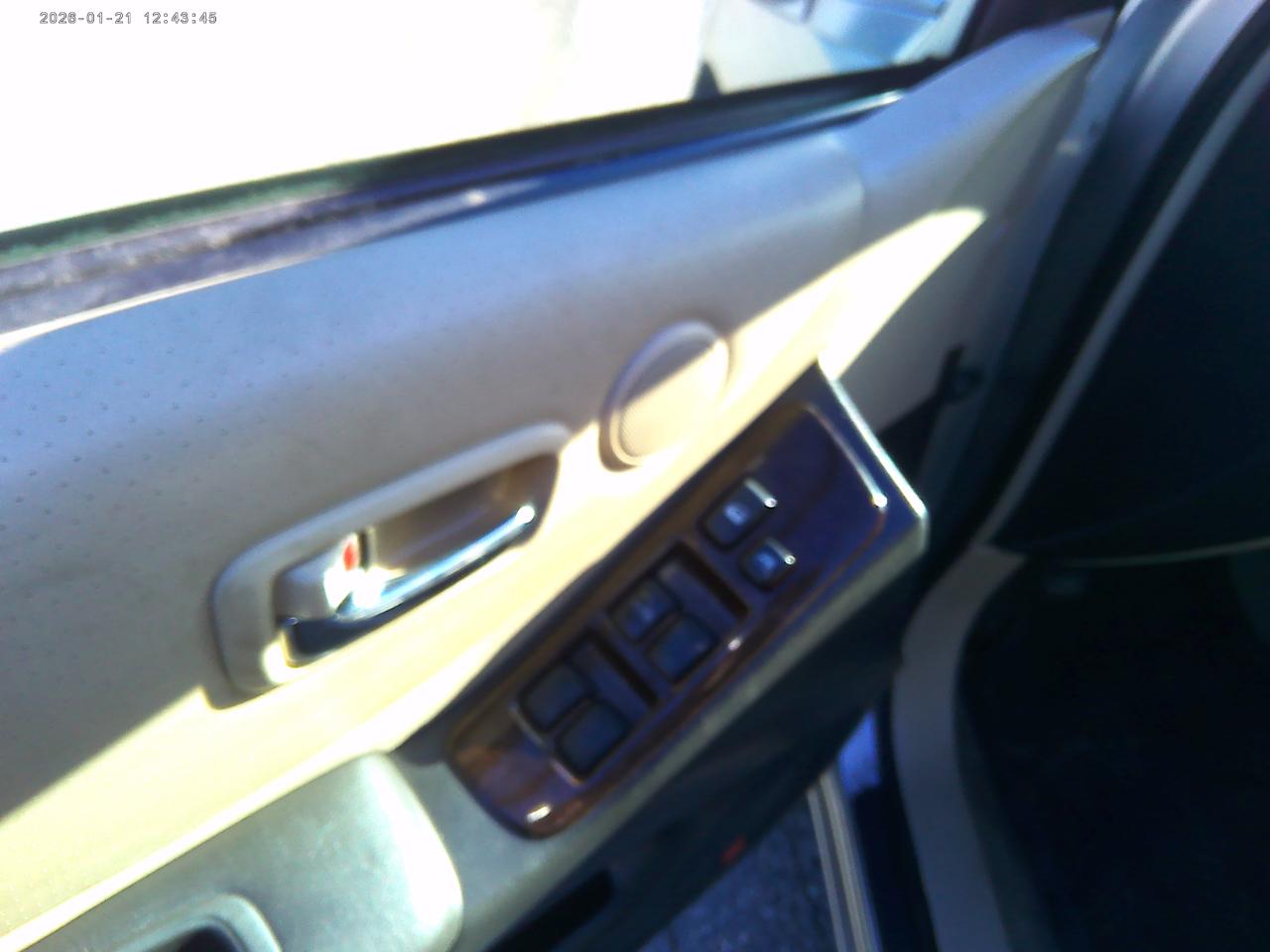 Toyota Highlander Limited V6 4WD 2001