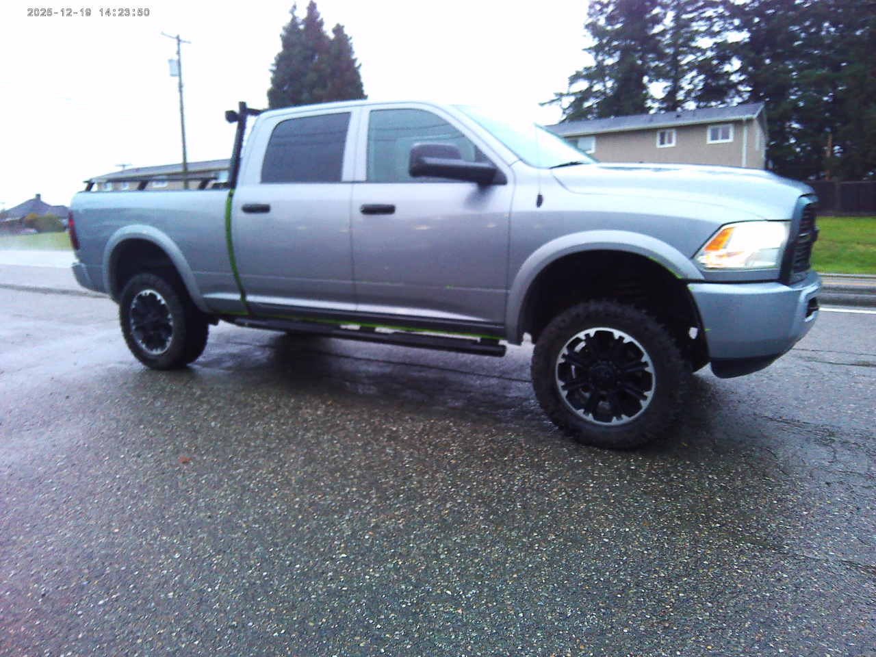 RAM 3500 ST Crew Cab SWB 4WD 2011