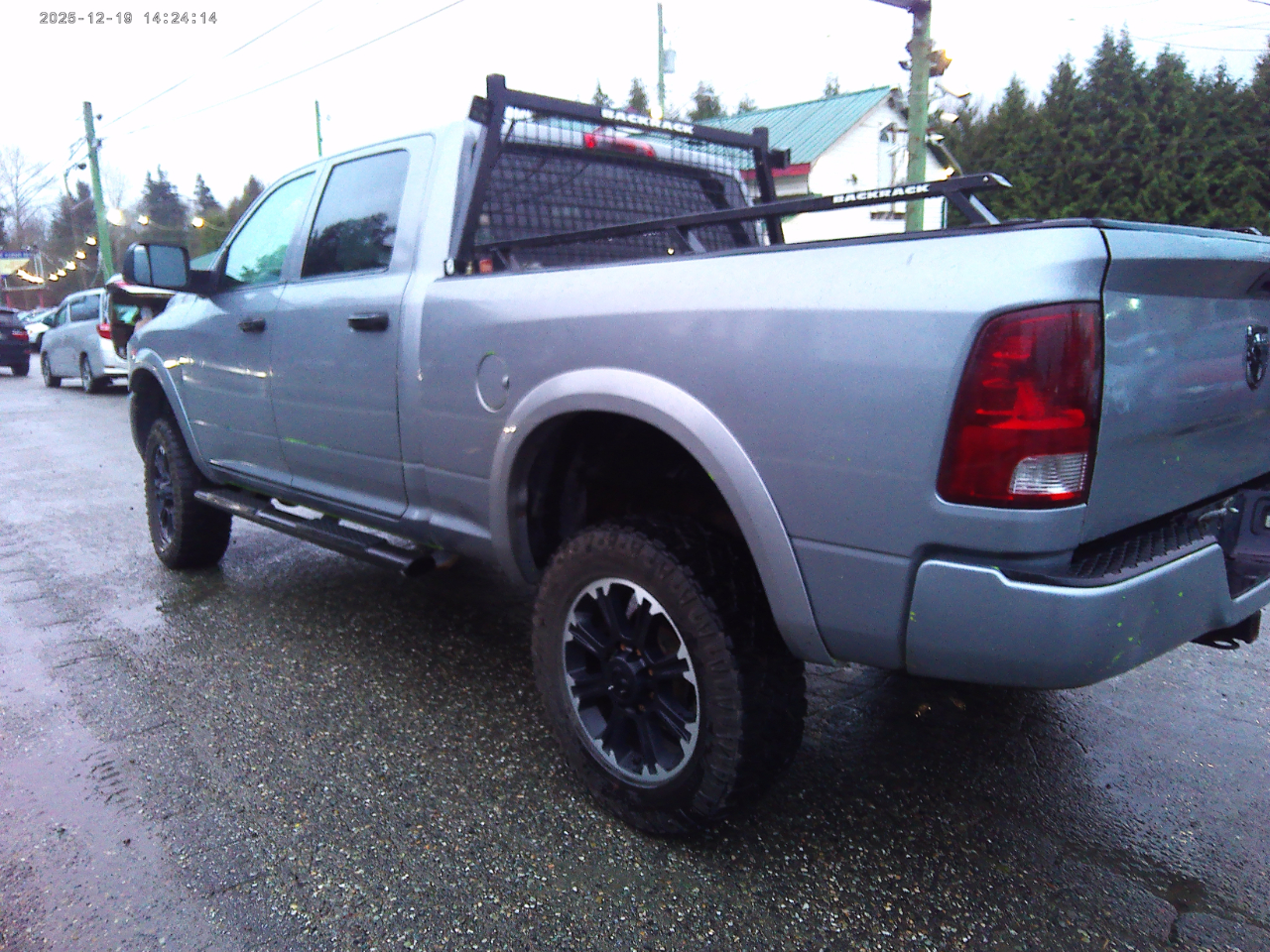 RAM 3500 ST Crew Cab SWB 4WD 2011