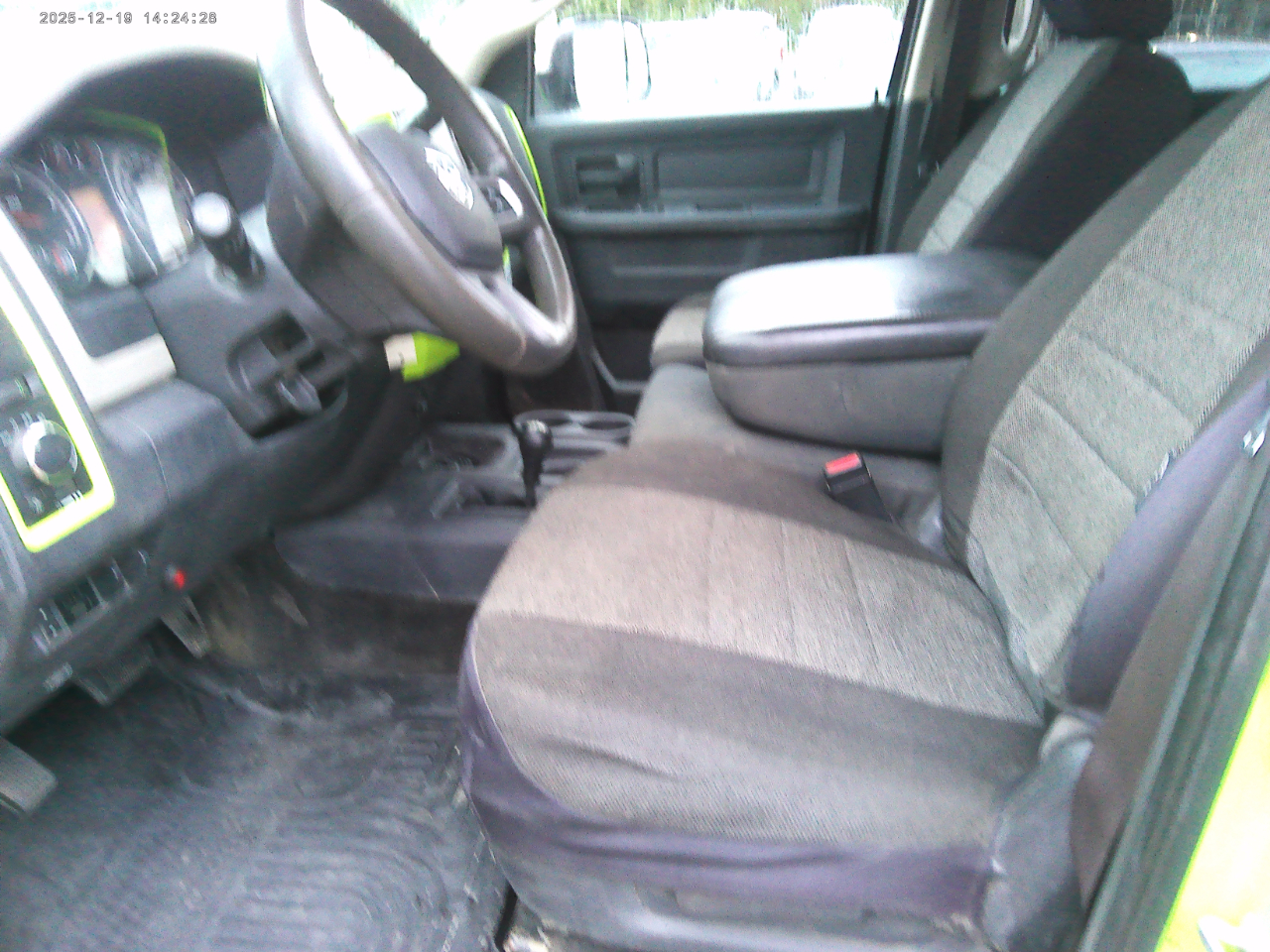 RAM 3500 ST Crew Cab SWB 4WD 2011