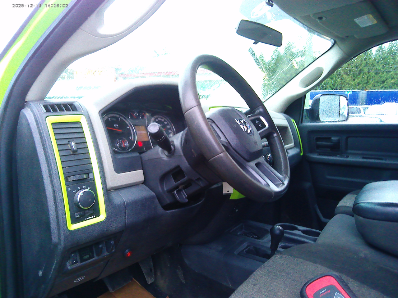 RAM 3500 ST Crew Cab SWB 4WD 2011