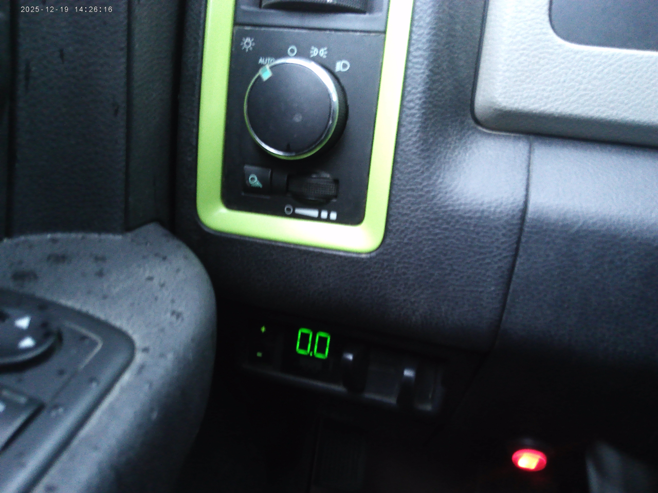 RAM 3500 ST Crew Cab SWB 4WD 2011