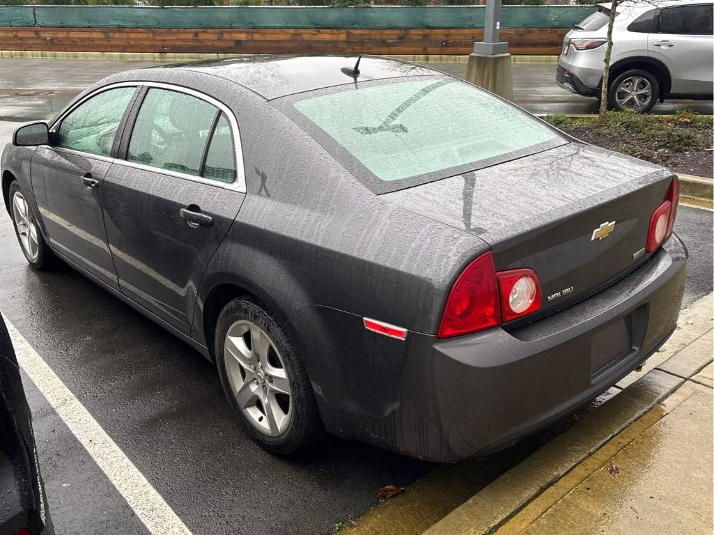 Chevrolet Malibu  2011